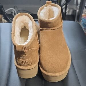 UGG Women Platform Ultra Mini Chestnut Boots with Cozy Lining